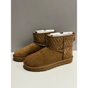 Ugg Women's Size 10 Classic Mini II Logo Suede Boots